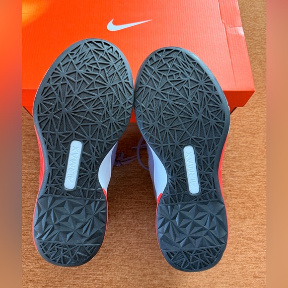 NIKE W AIR MAX BELLA TR5 - Picture 8 of 11